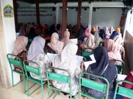 Penyampaian Honor Kader KB dan Yandu